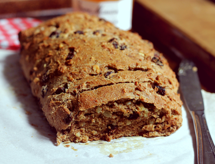 Cafe-style Vegan Cinnamon Raisin Bread