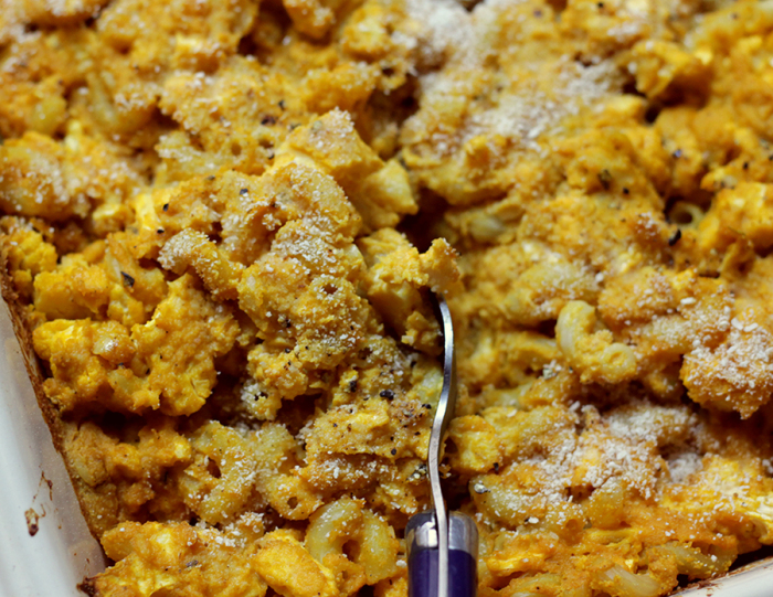 Vegan Pumpkin Cauliflower Mac n' Cheese