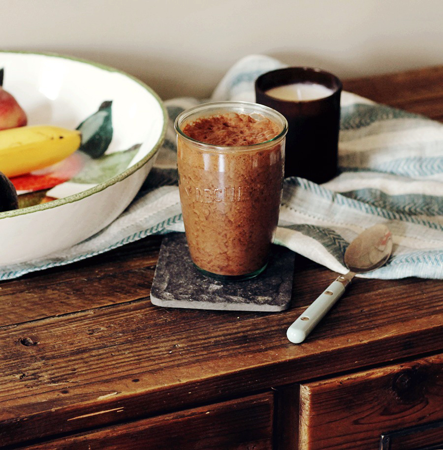 Vegan Smoothie Recipes: Mocha Breakfast Smoothie