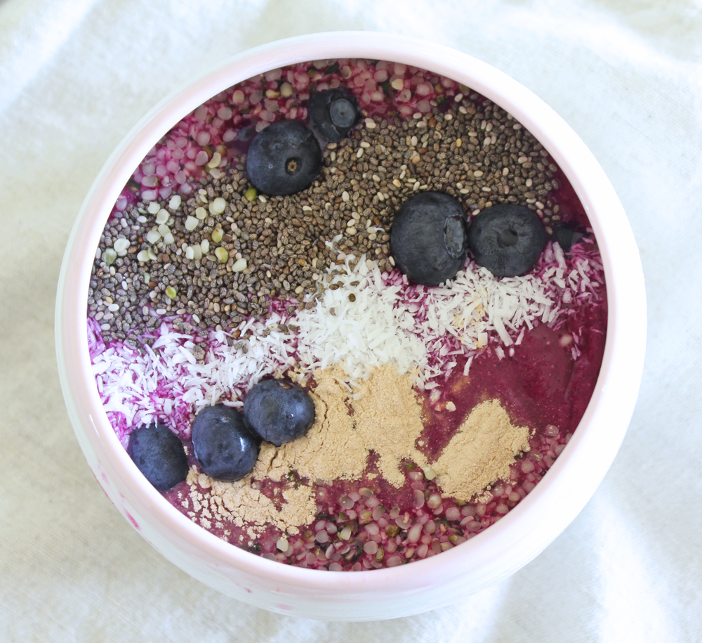 Vegan Smoothie Recipes: Cooling Dragon Fruit Bowl | Peaceful Dumpling