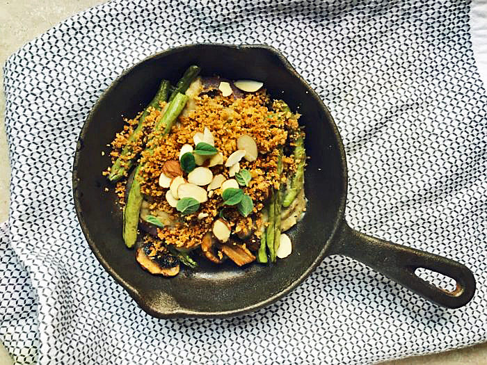 Healthy Sides: Vegan Parmesan Green Bean Casserole