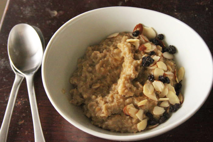 Vegan Breakfast Recipes: Earl Grey Oatmeal | Peaceful Dumpling