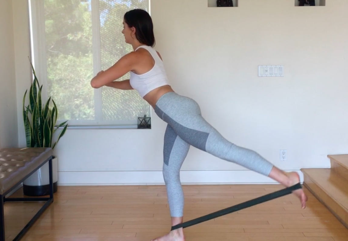 4-ways-to-use-resistance-bands-to-sculpt-legs-butt-from-every-angle-video