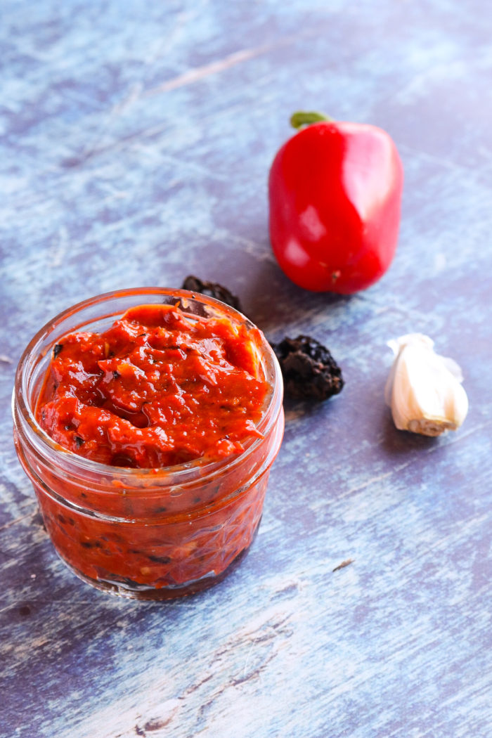 Roasted Red Pepper & Sun-Dried Tomato Dip