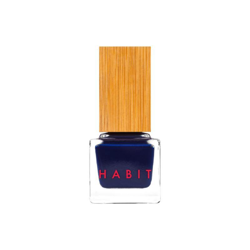 These Holiday-Ready 5-Free Nail Polishes Make You Feel Instantly Put-Together