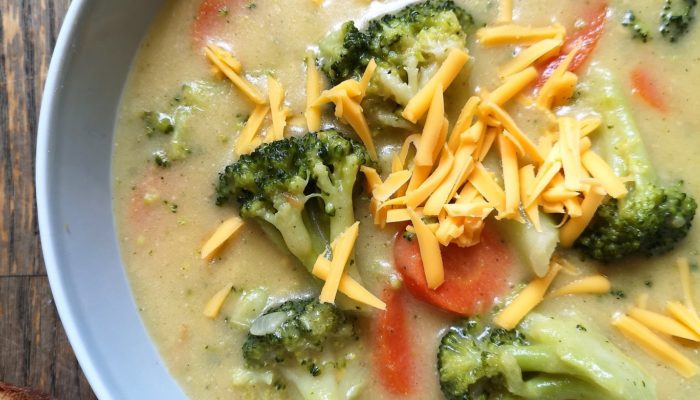 Vegan Broccoli Cheddar Soup