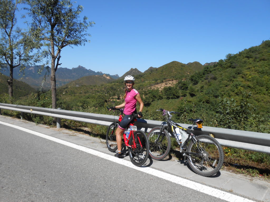 Anna_Cycling_China