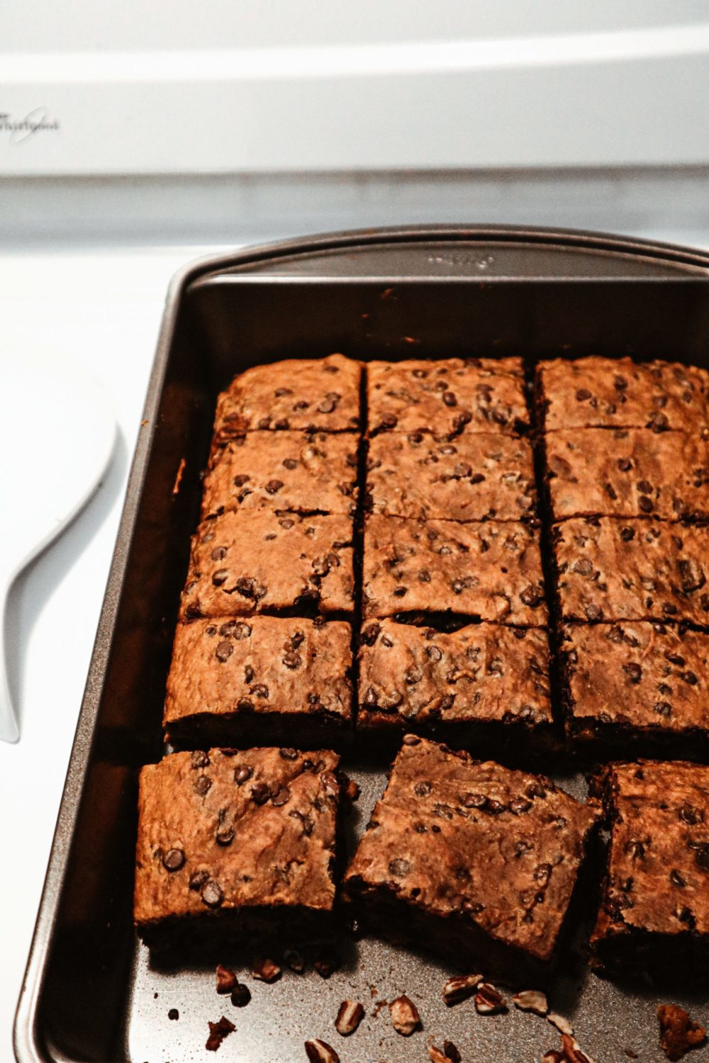 vegan pumpkin chocolate chip blondies