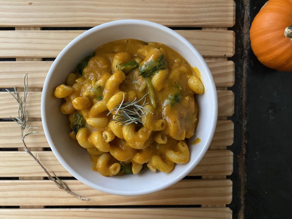 creamy vegan pumpkin pasta sauce