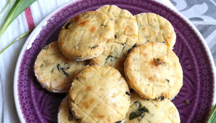 ramson scones on a purple plate on a table