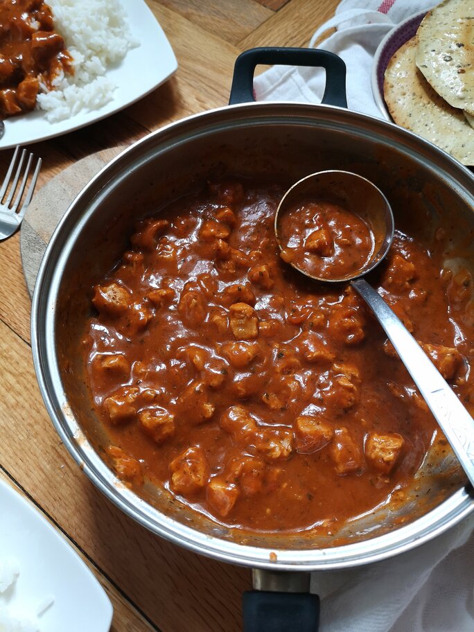 vegan kashmiri rogan josh in a pot