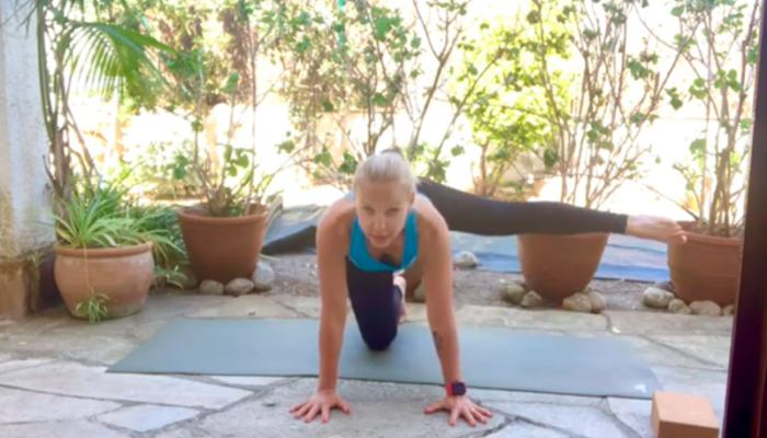 5 Best Stretches To Achieve The Middle Splits